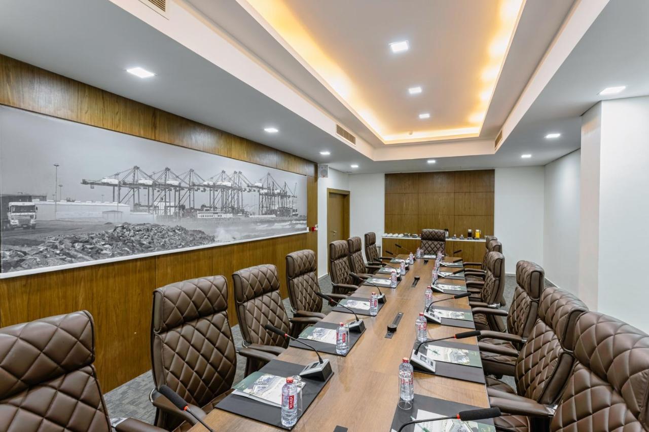 Alisa Hotel ทีมา ภายนอก รูปภาพ