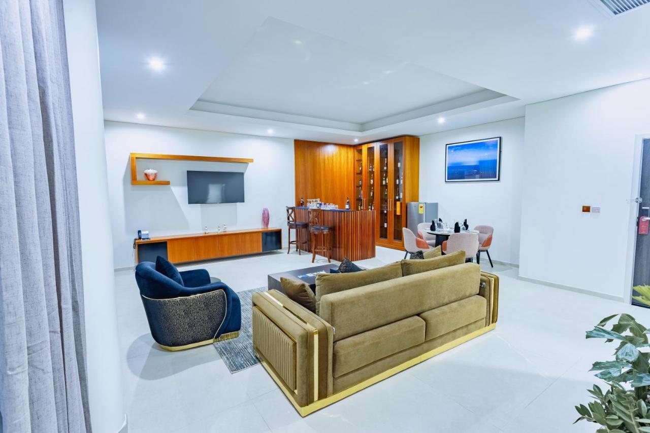 Alisa Hotel ทีมา ภายนอก รูปภาพ