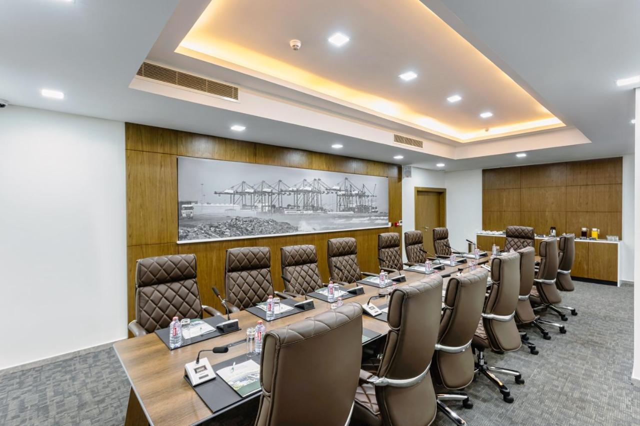 Alisa Hotel ทีมา ภายนอก รูปภาพ